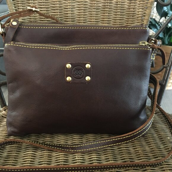 Bundle - Spartina Wallet Wristlet and JoJo Leather Crossbody Handbag - Picture 2 of 16